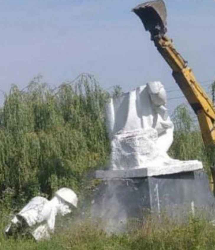 Памятник советским воинам в Грушатичах