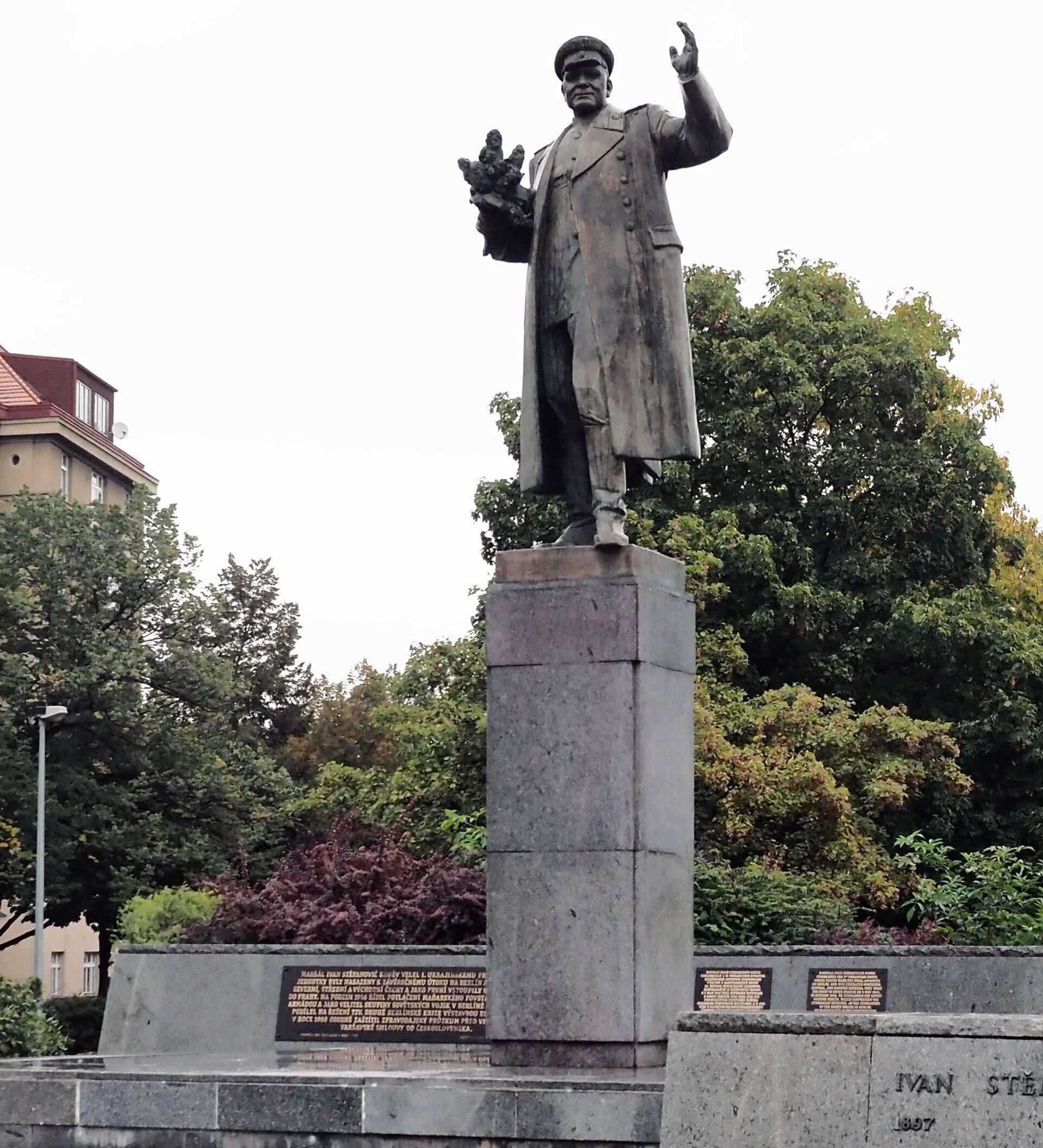 Памятник Ивану Коневу в Праге