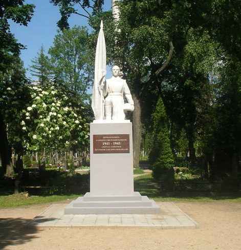 Памятник советским воинам в Мариямполе